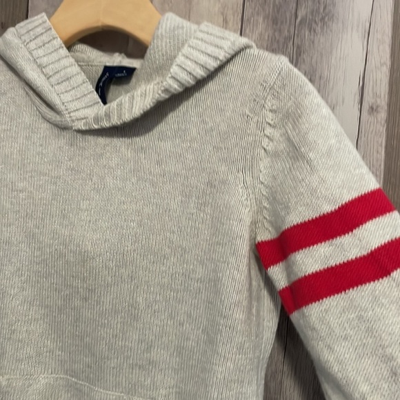 Janie and Jack hoodie sweater gray oatmeal with red arm stripes size 6 - Picture 2 of 6
